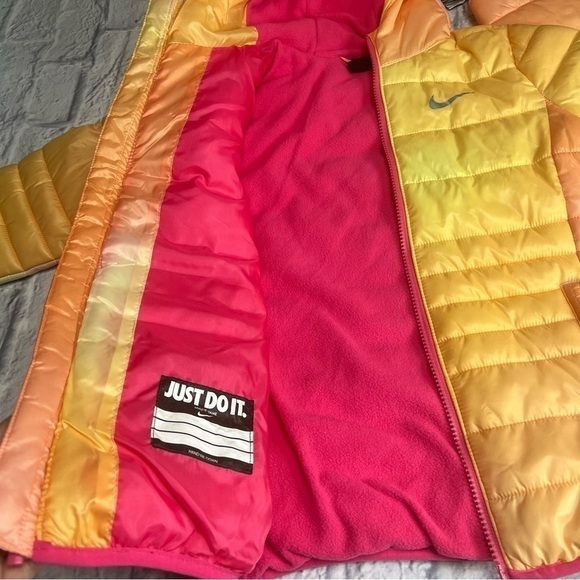 Nike Girls Just Do It Printed Jacket In Hyper Pink size 6 and 7 NEW WITH TAGS - Picture 7 of 12